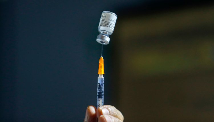 واکسیناسیون کادر درمان